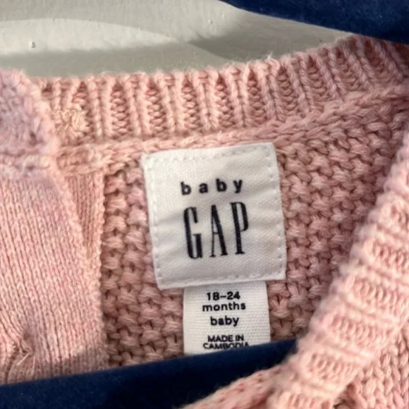BABY GAP 18-24mo Toddler Girl Cable Knit Sweater Hearts Pale Pink Cotton EUC - Picture 6 of 8